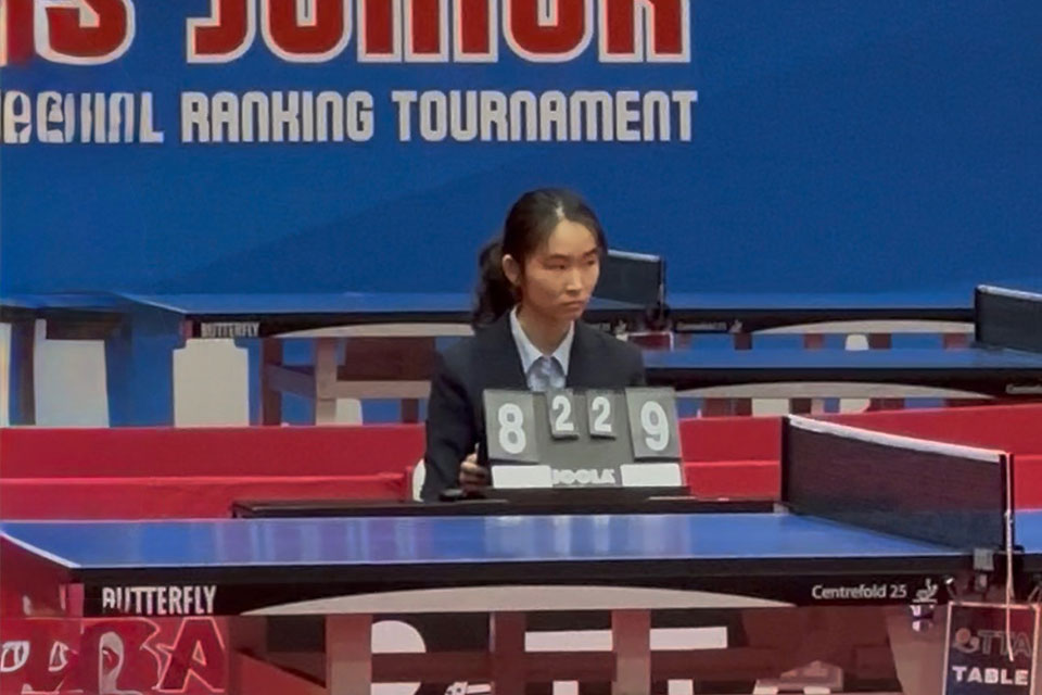 Stephanie Zhang, a first-year pharmacy student, umpired at the USA Table Tennis Junior National Ranking Tournament in San Jose, Calif.